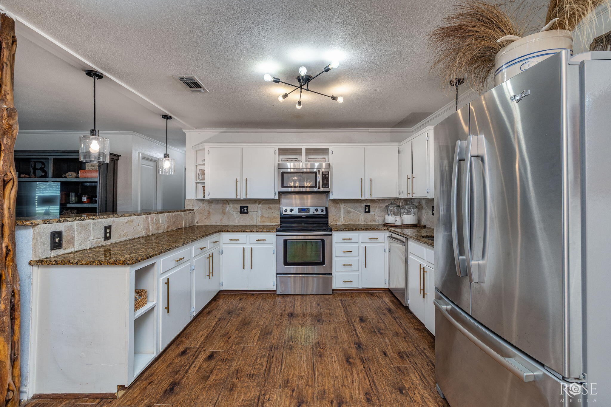 6825 Hawk Avenue Property Photo 12