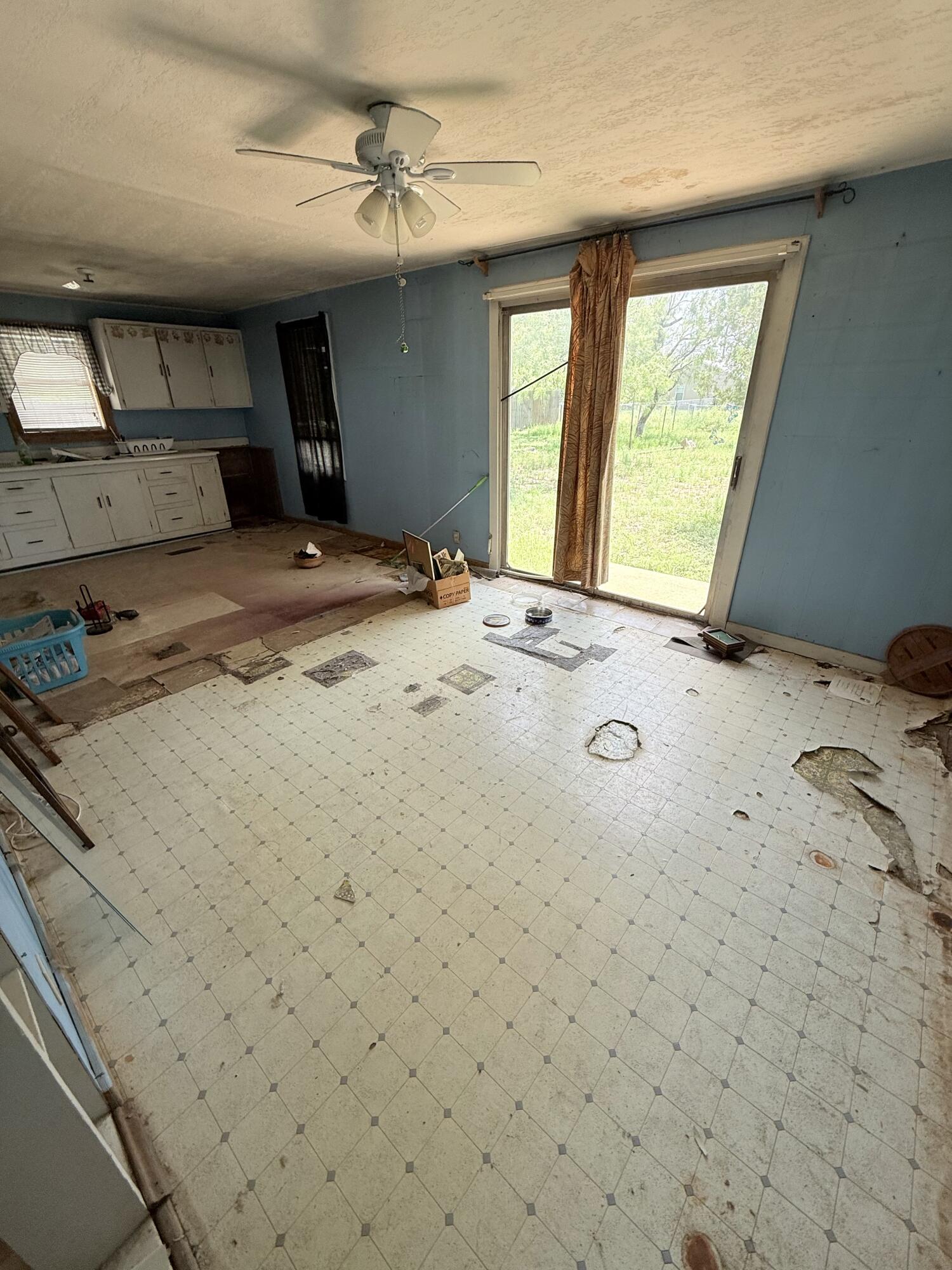 2005 Magnolia Street Property Photo 8