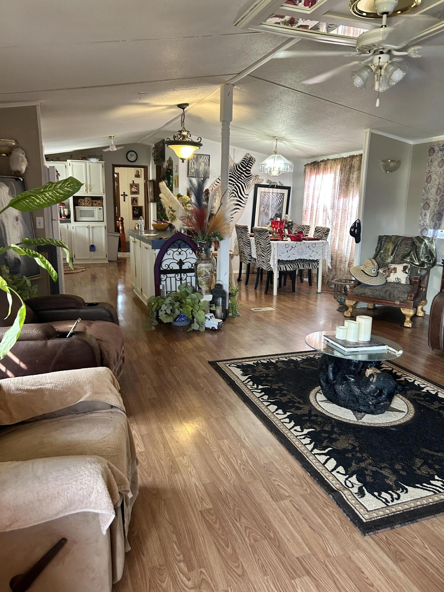 1621 Austin Street Property Photo 3