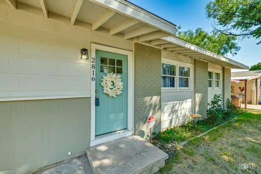 2816 Jomar Street Property Photo 6
