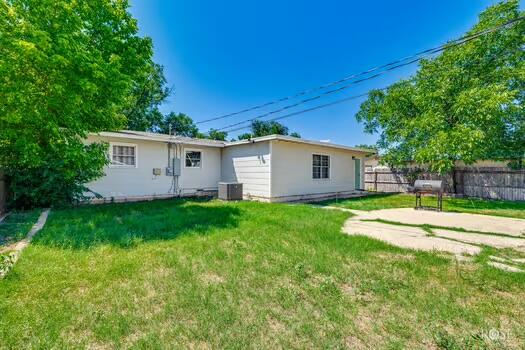 2816 Jomar Street Property Photo 29