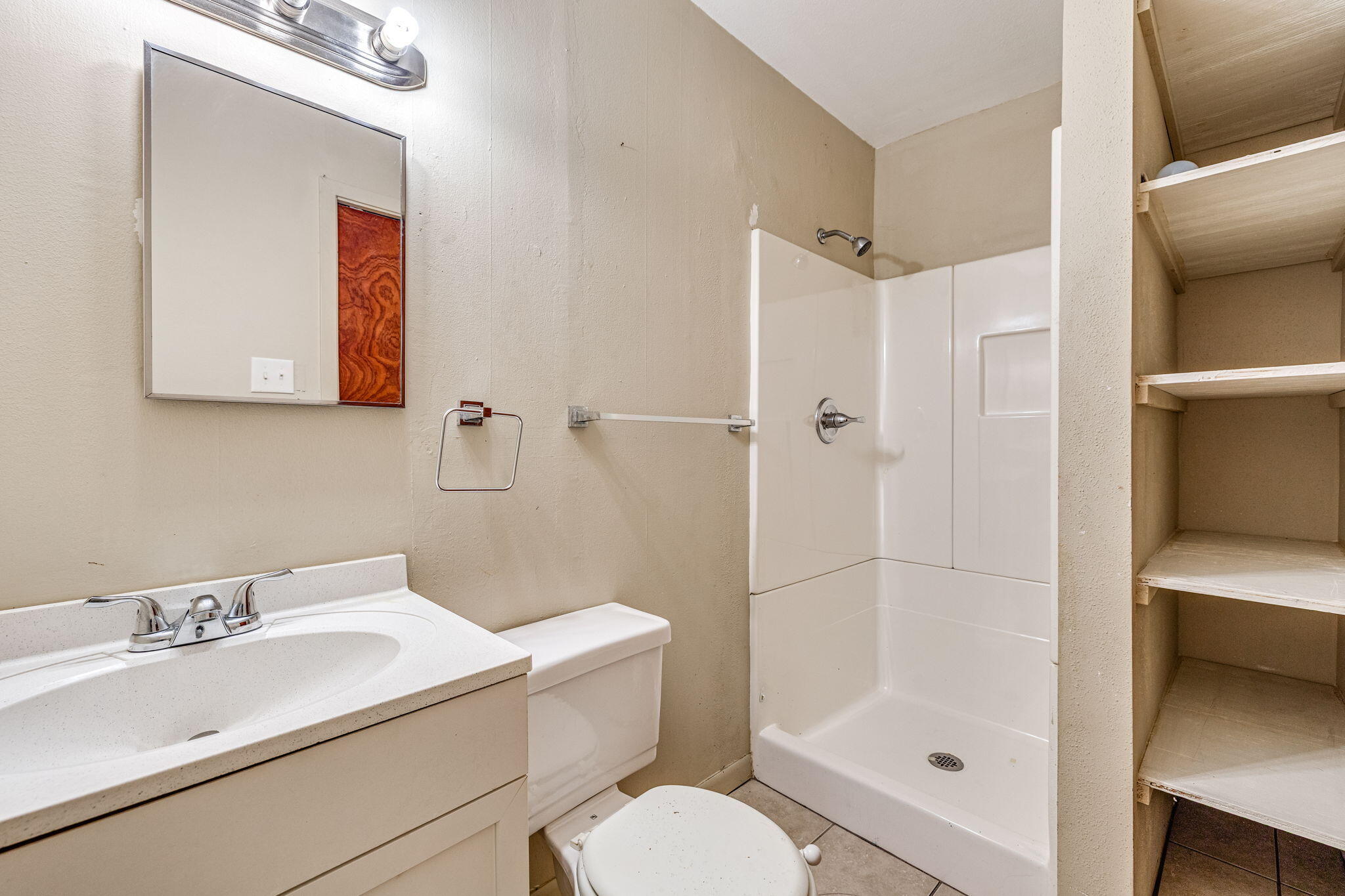2016 San Antonio Street Property Photo 17