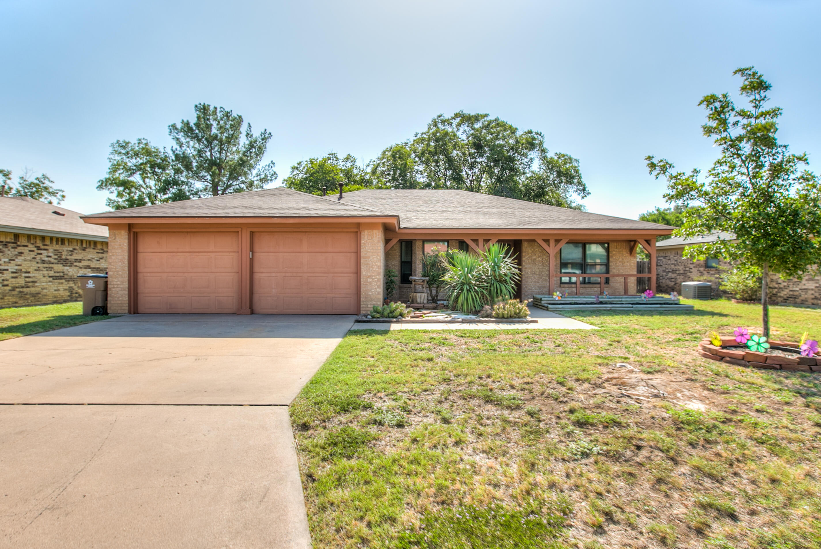 1206 Gregory Drive Property Photo 4