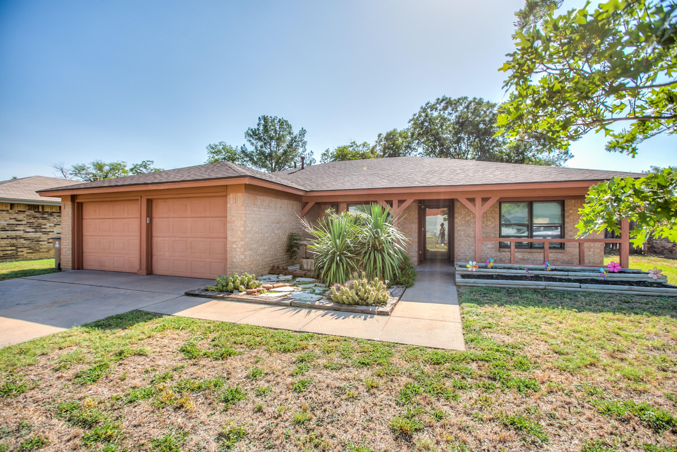 1206 Gregory Drive Property Photo 5