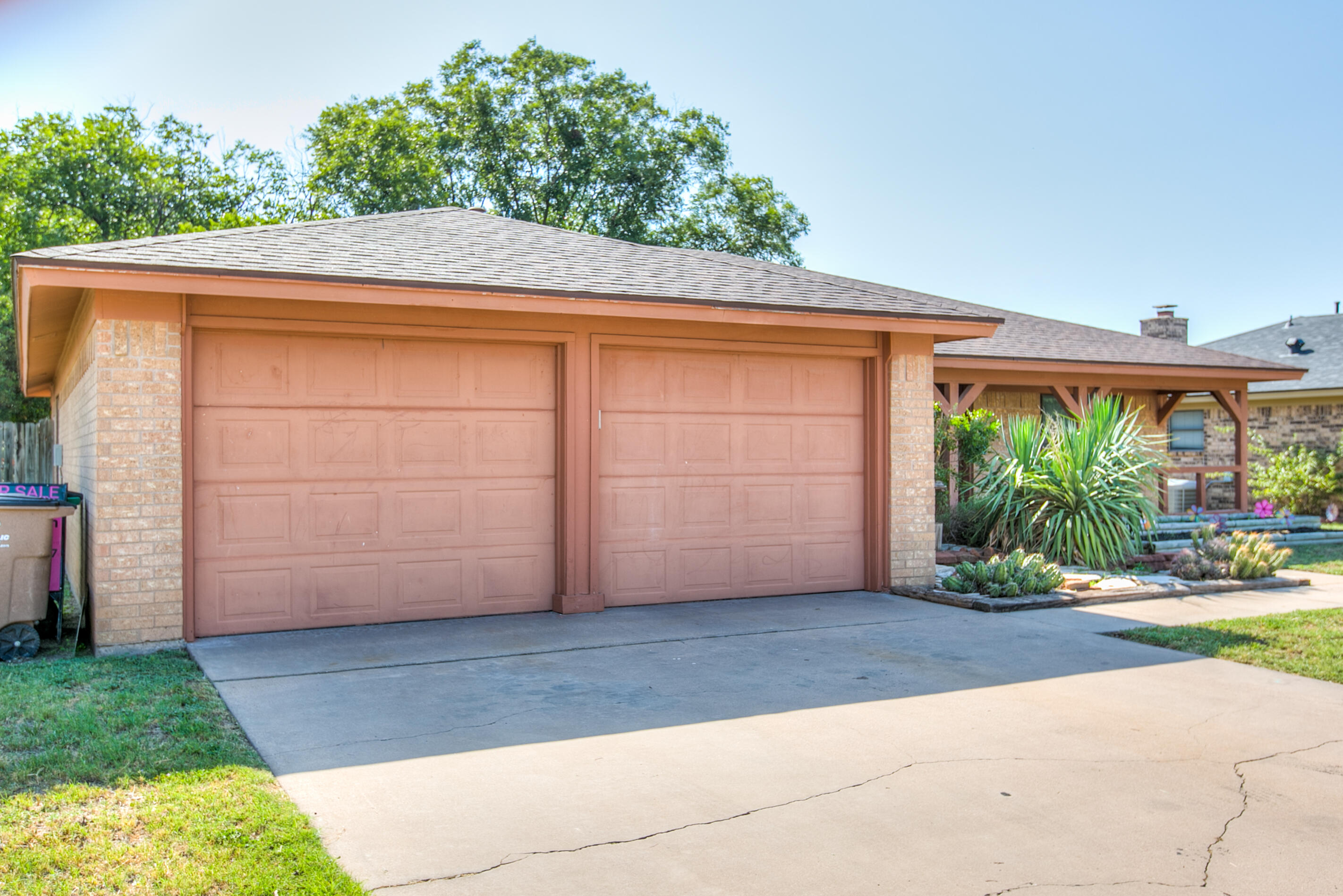 1206 Gregory Drive Property Photo 6