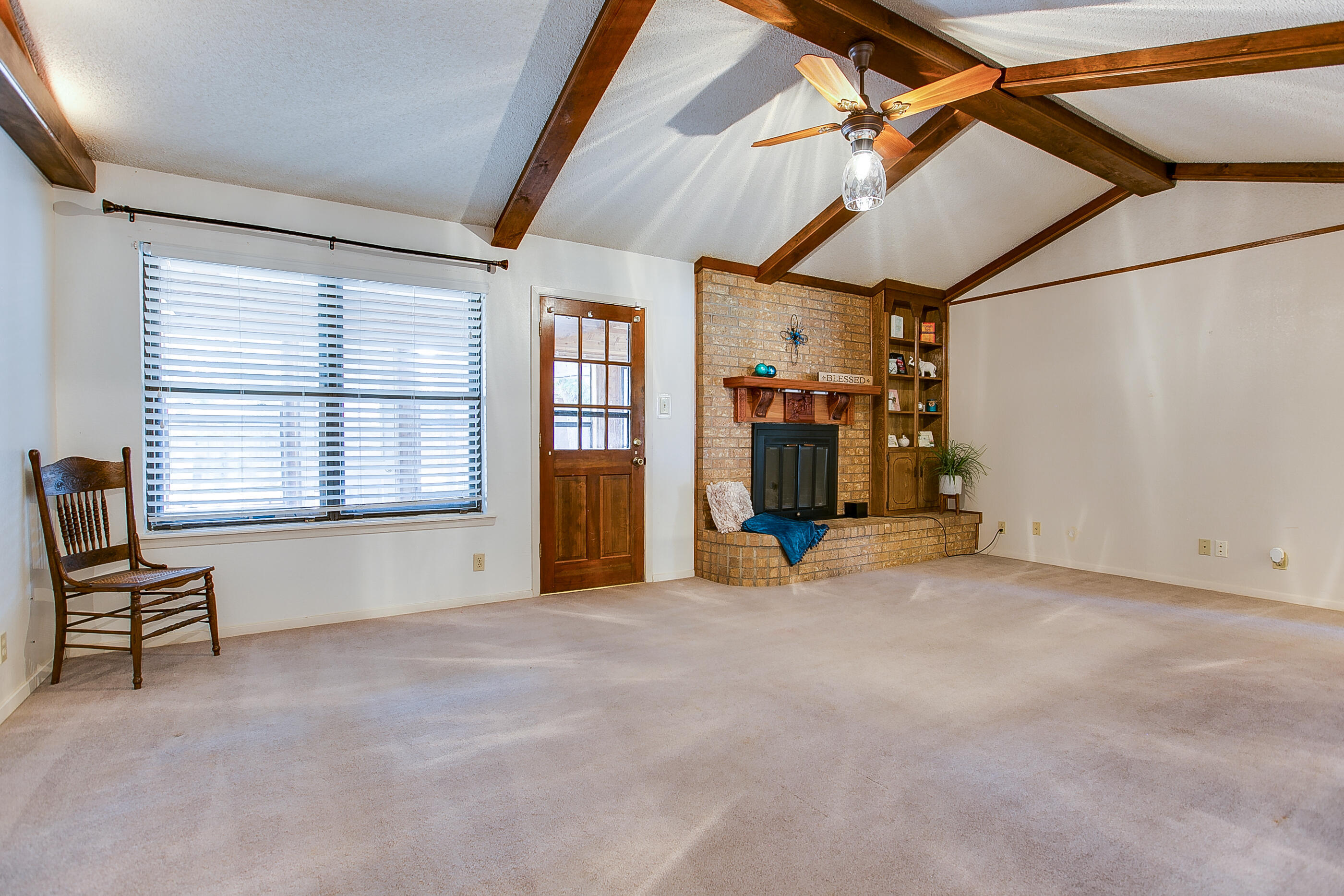 1206 Gregory Drive Property Photo 8