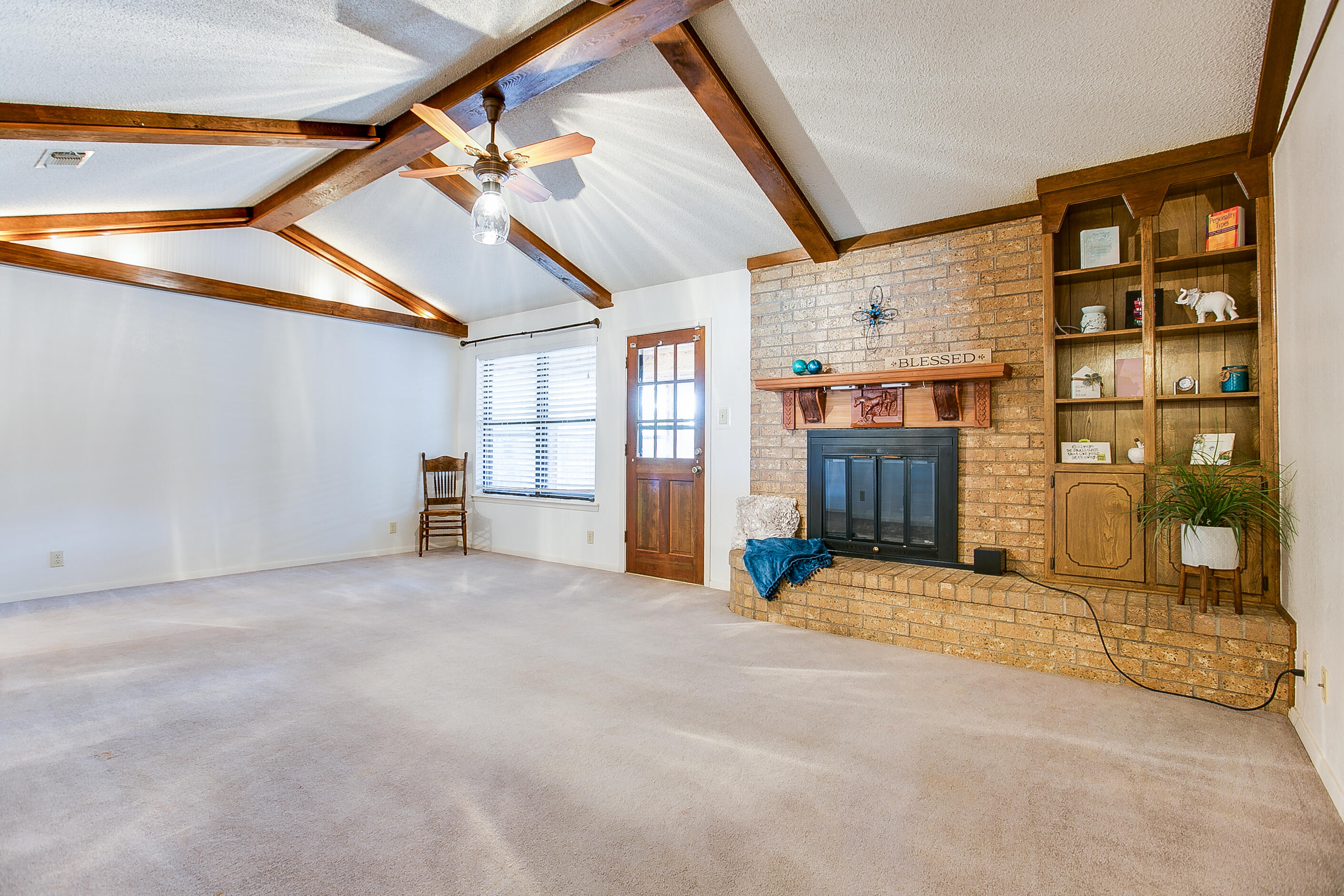 1206 Gregory Drive Property Photo 9