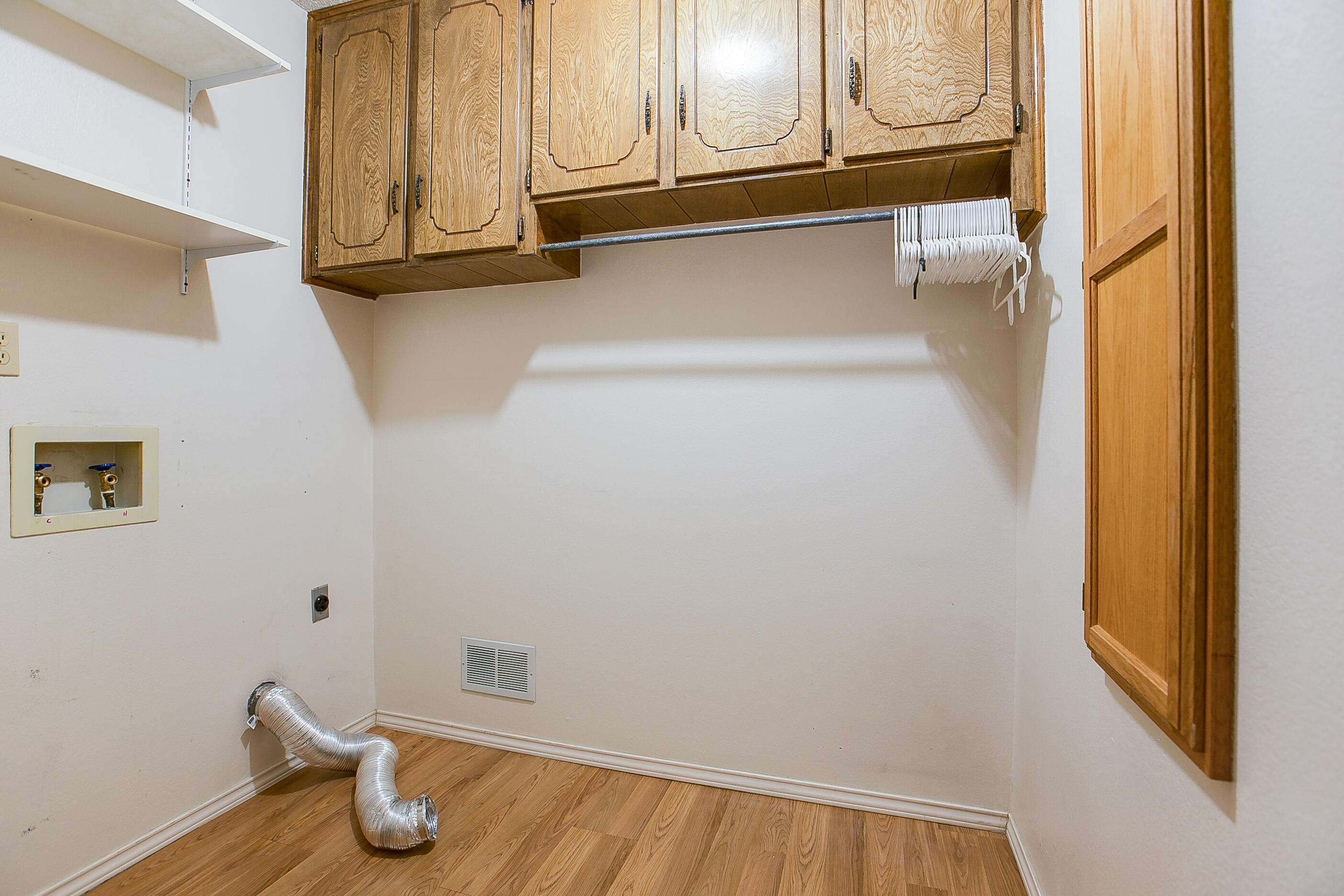 1206 Gregory Drive Property Photo 24