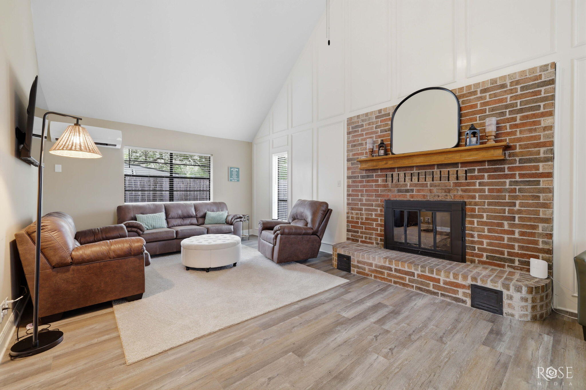2570 Sleepy Hollow Road Property Photo 7