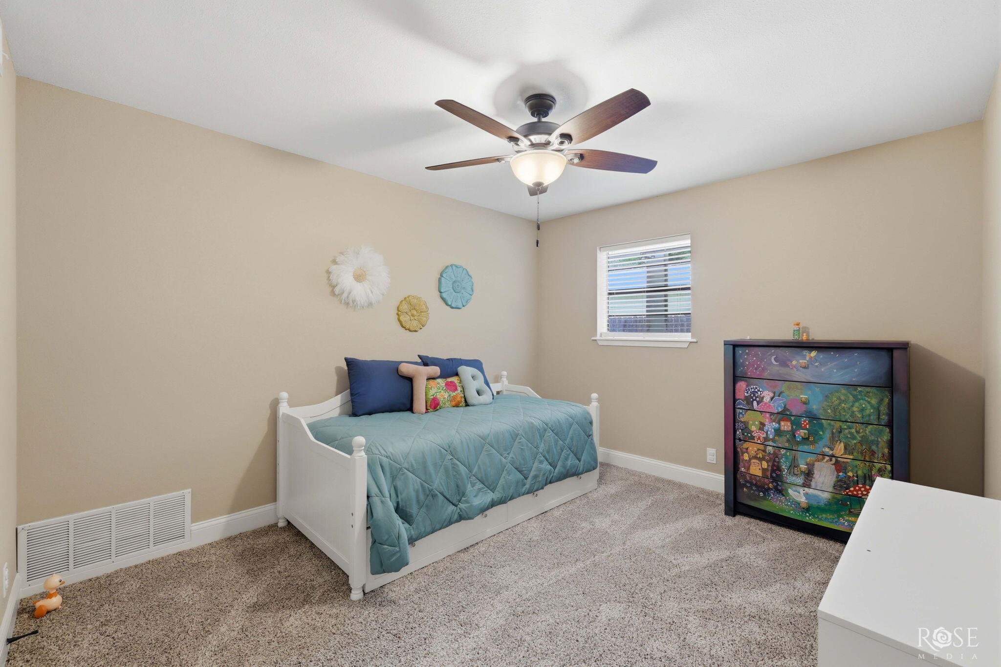 2570 Sleepy Hollow Road Property Photo 15