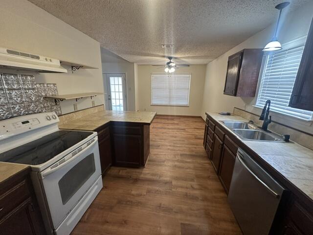 1813 La Mesa Lane Property Photo 6