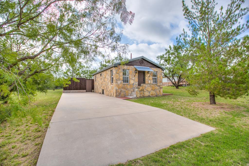 503 Driftwood Drive Property Photo 1