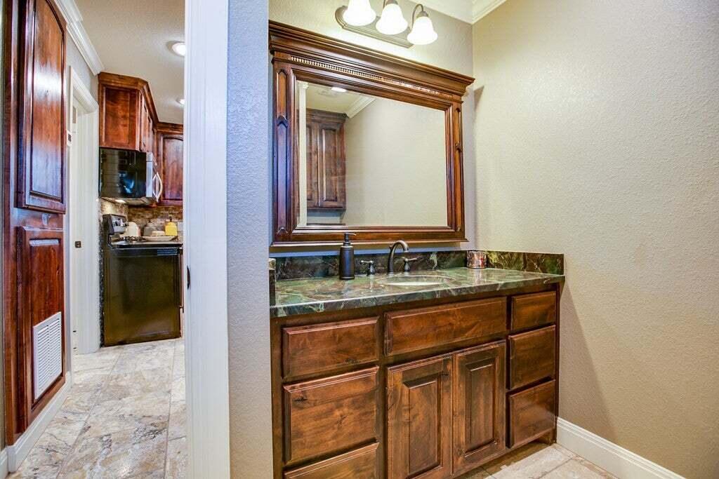 503 Driftwood Drive Property Photo 10