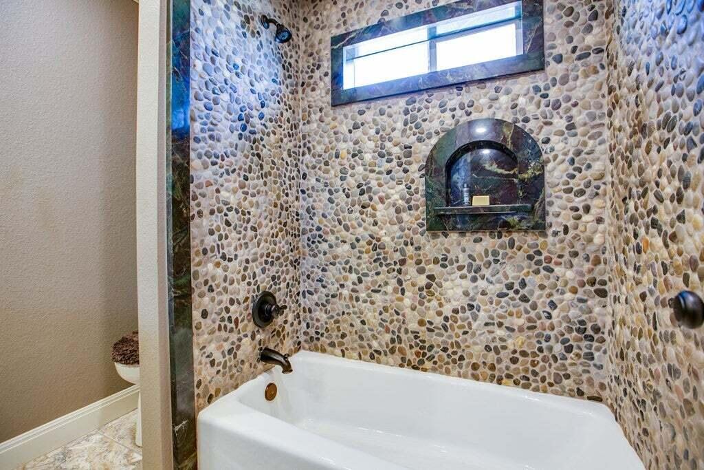 503 Driftwood Drive Property Photo 11