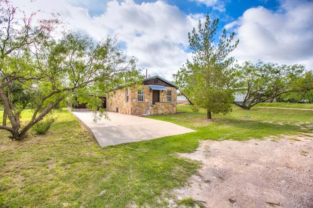 503 Driftwood Drive Property Photo 23