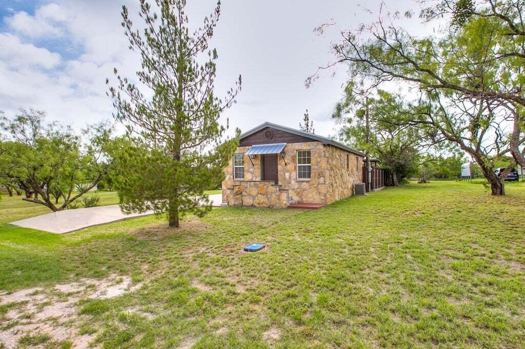 503 Driftwood Drive Property Photo 24