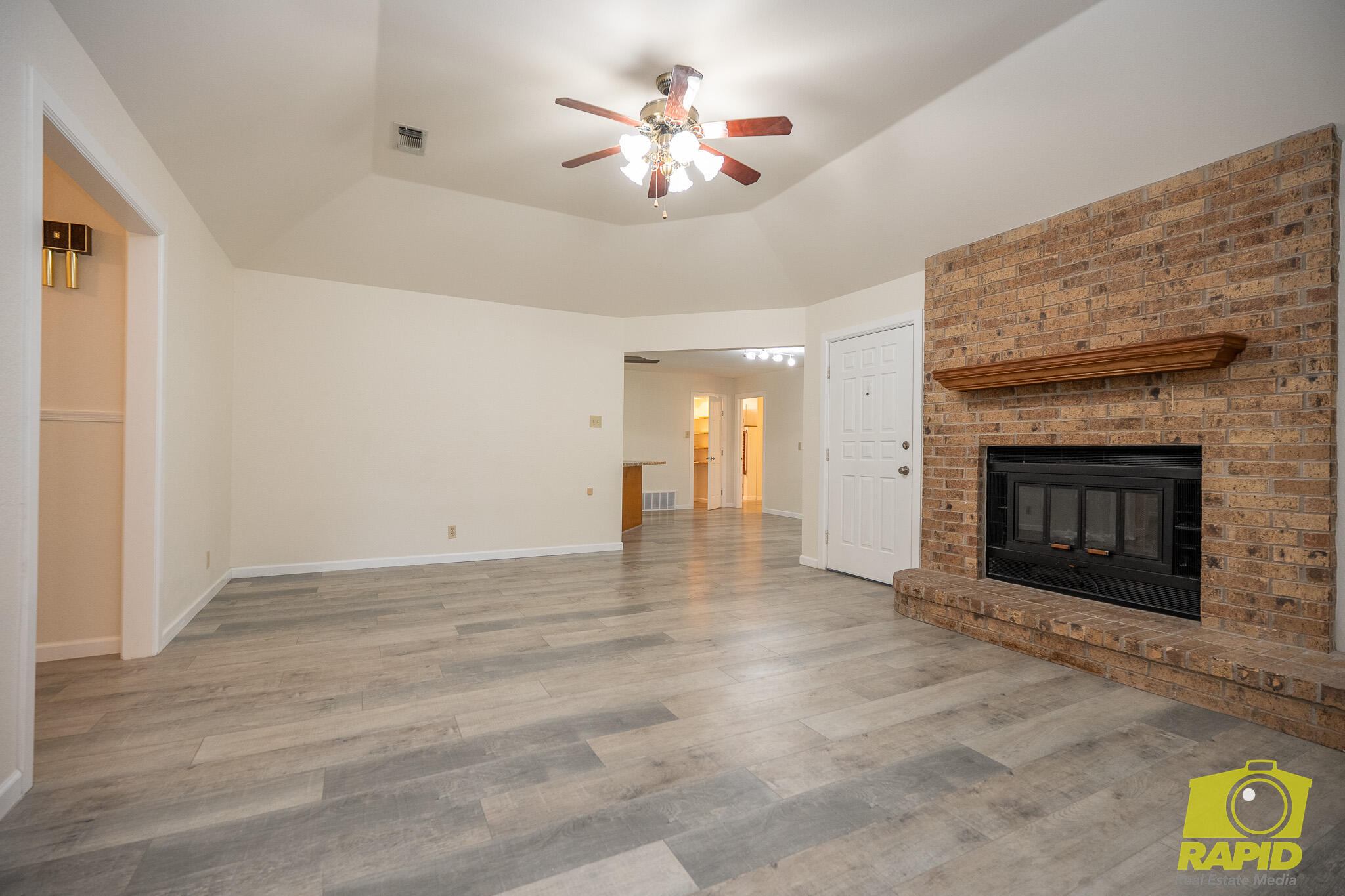 5417 Briarwood Circle Property Photo 10