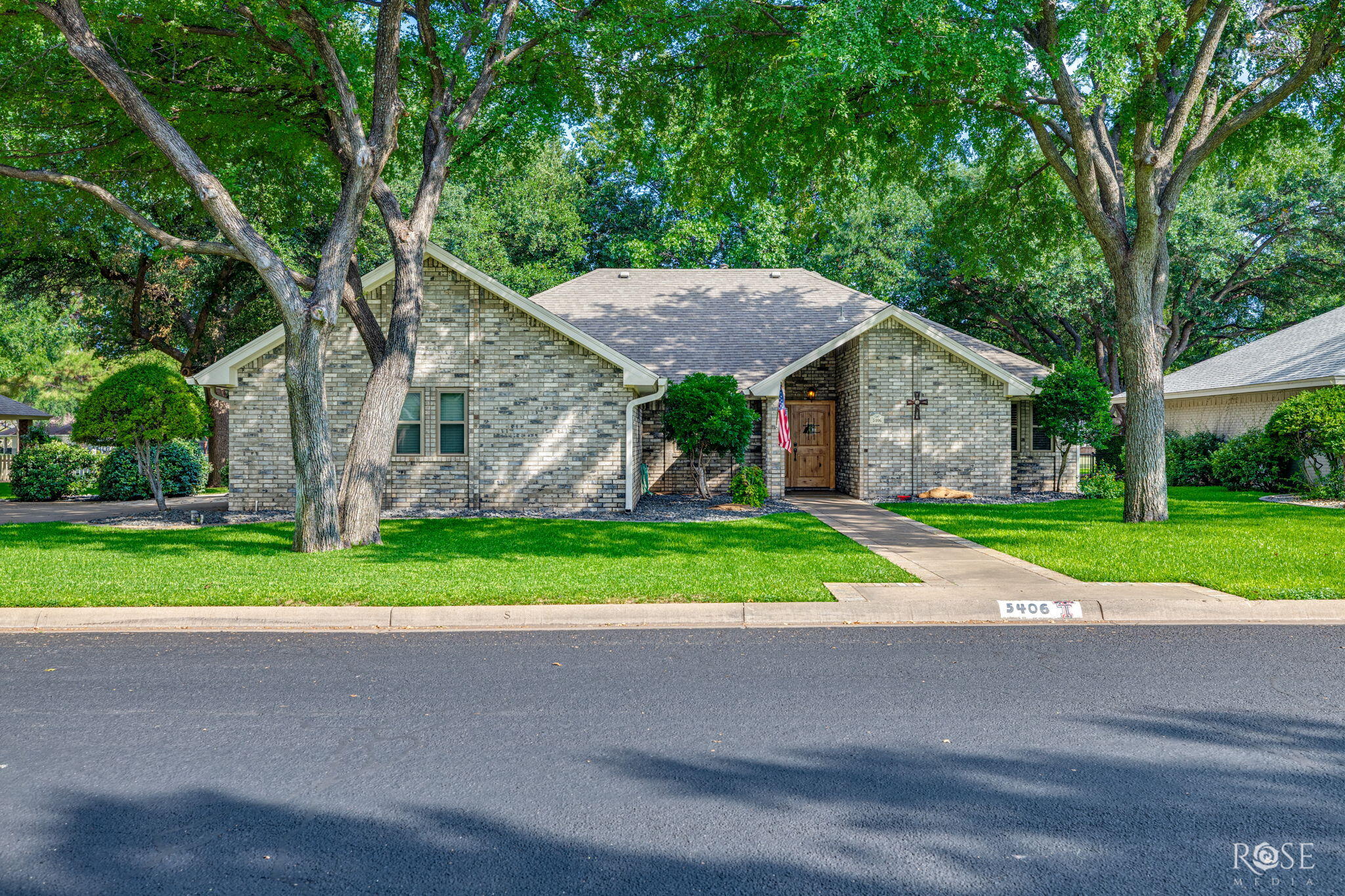 5406 Fairway Drive Property Photo 1