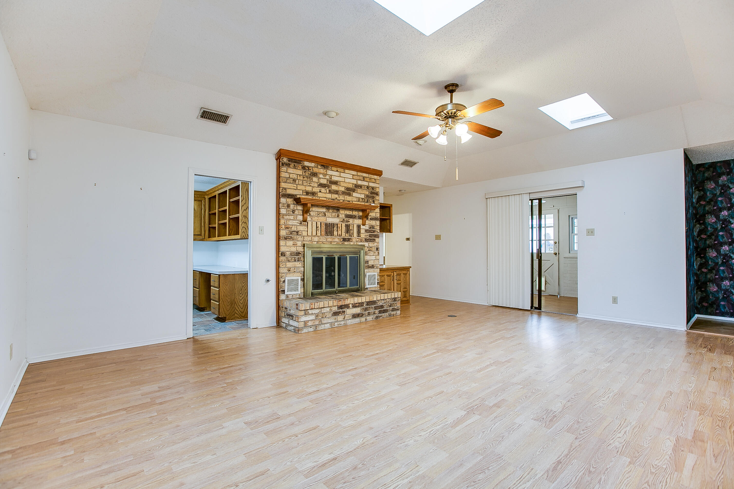 3716 Inglewood Drive Property Photo 14