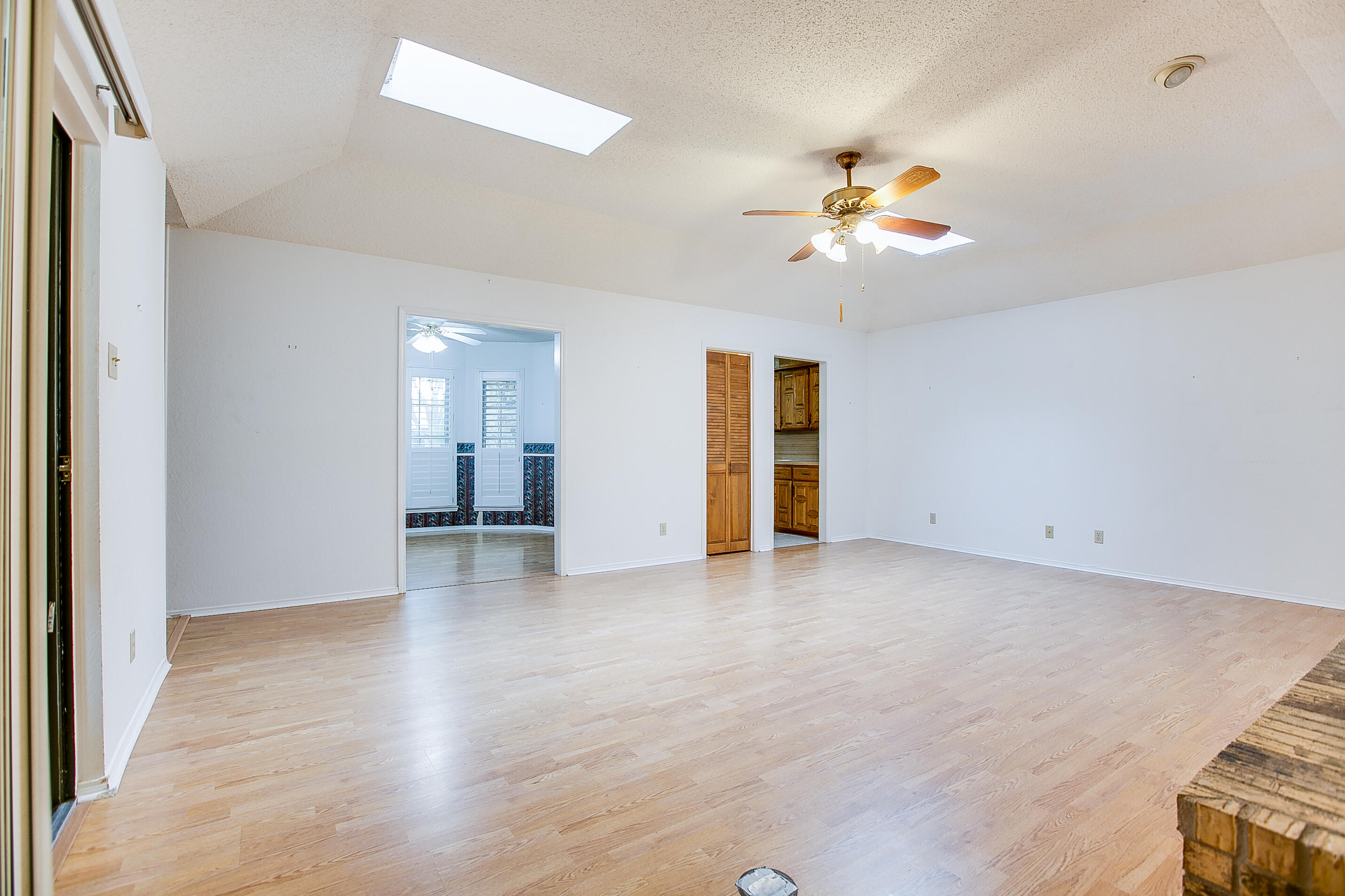 3716 Inglewood Drive Property Photo 16