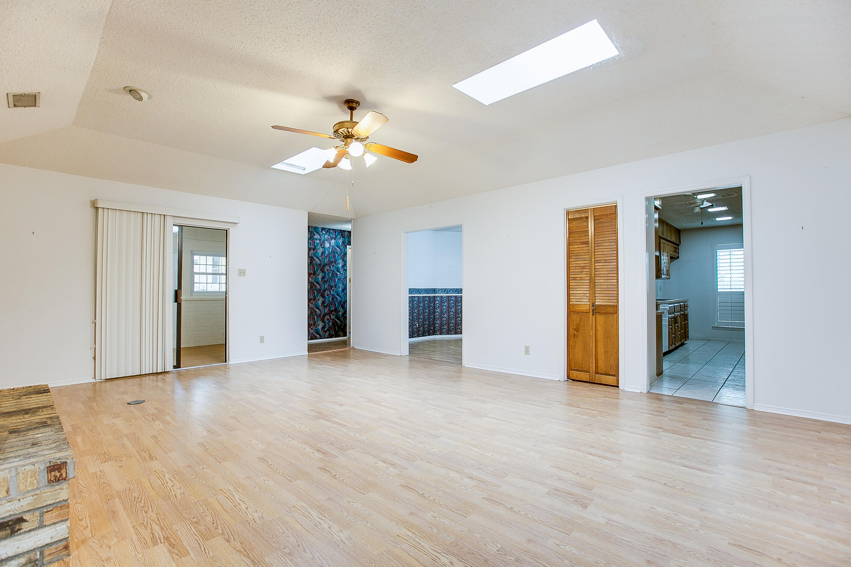 3716 Inglewood Drive Property Photo 17