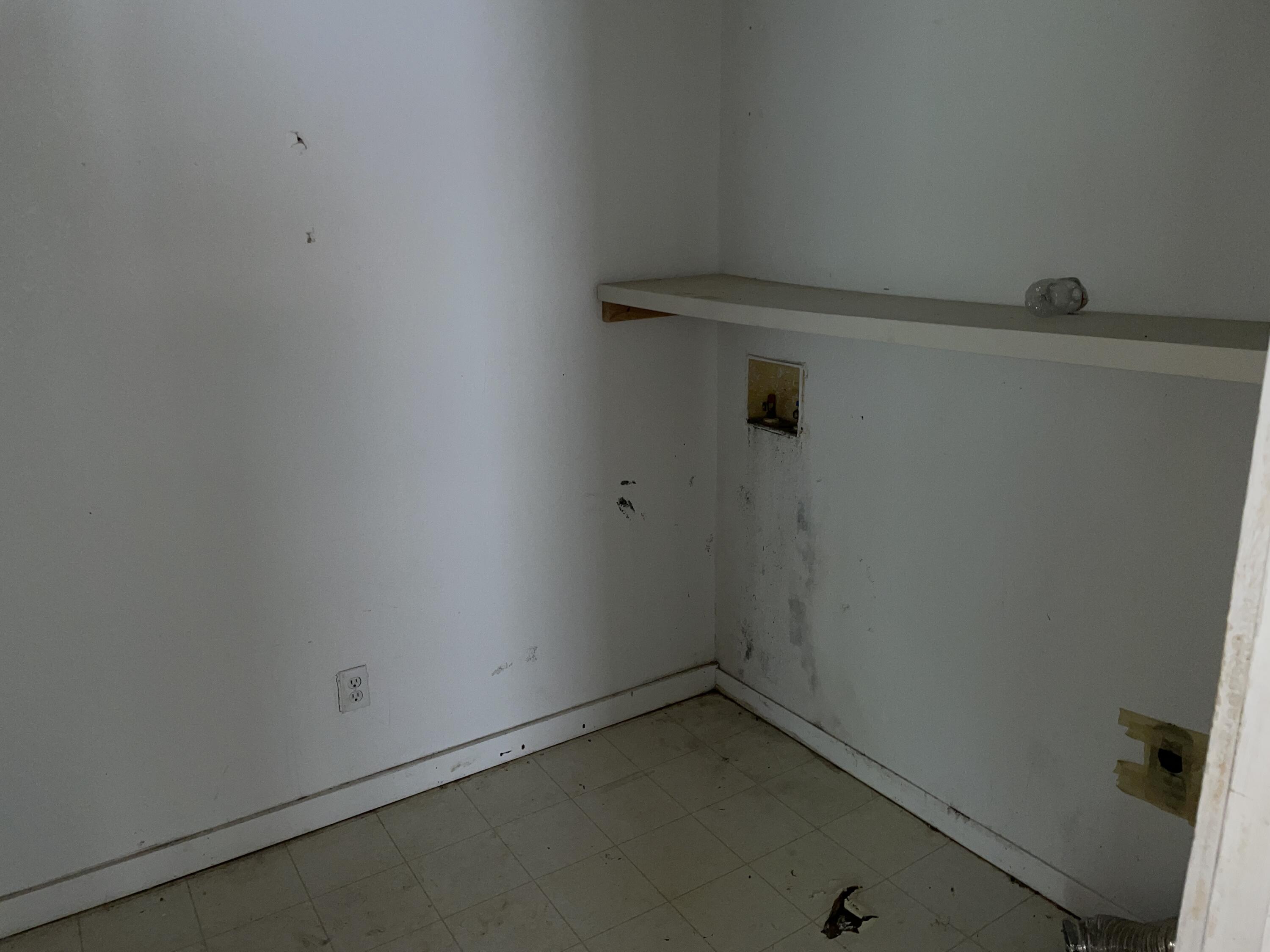 705 Veck Street Property Photo 8