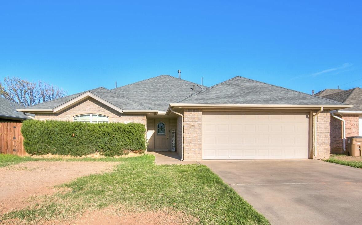 714 Wicklow Court Property Photo 3