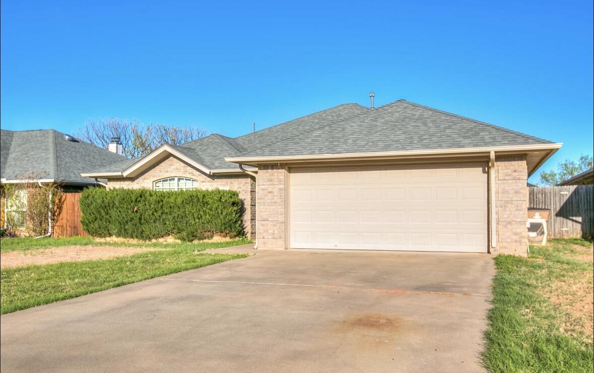 714 Wicklow Court Property Photo 4