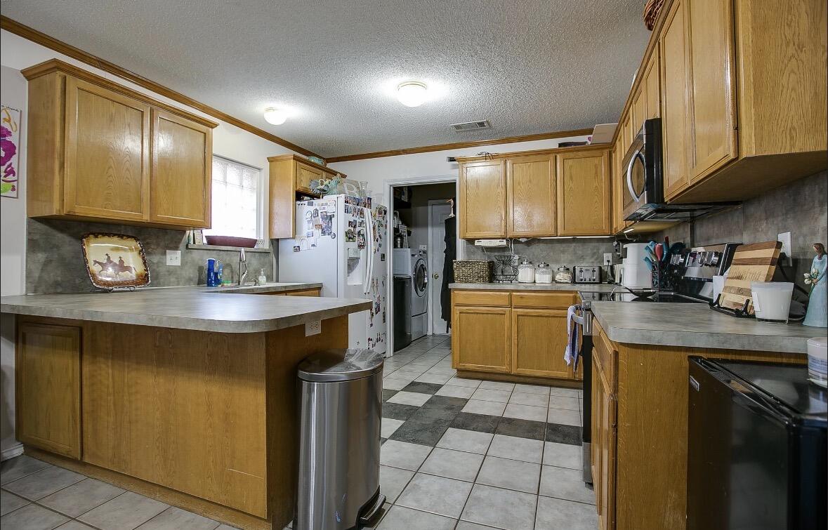 714 Wicklow Court Property Photo 11