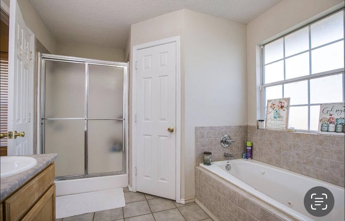 714 Wicklow Court Property Photo 18