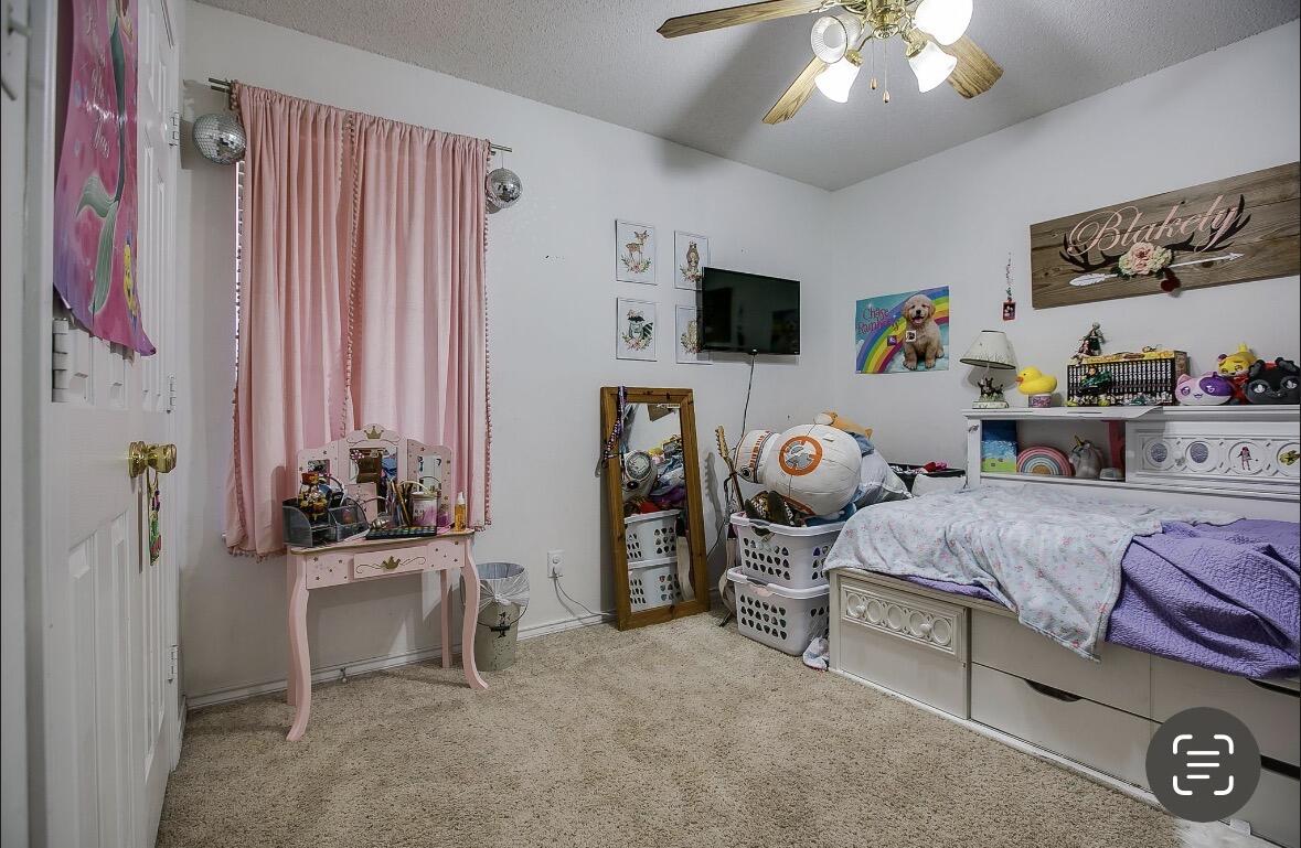 714 Wicklow Court Property Photo 19