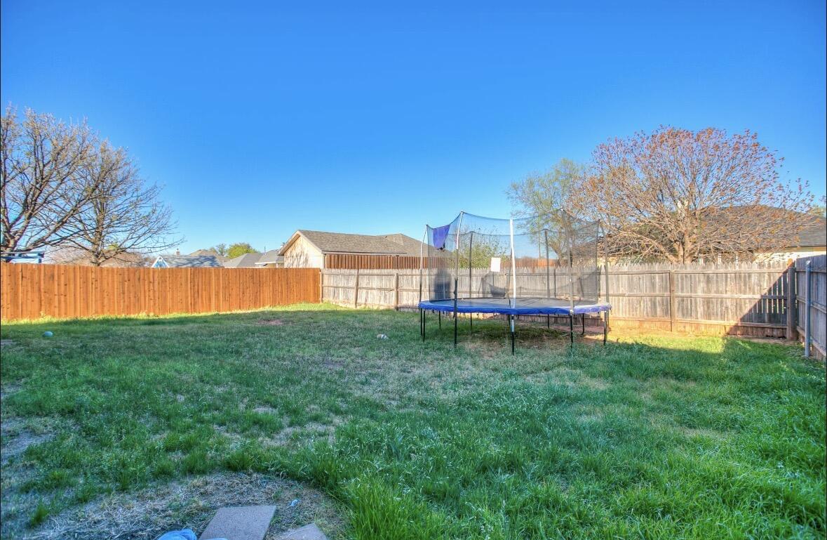 714 Wicklow Court Property Photo 23