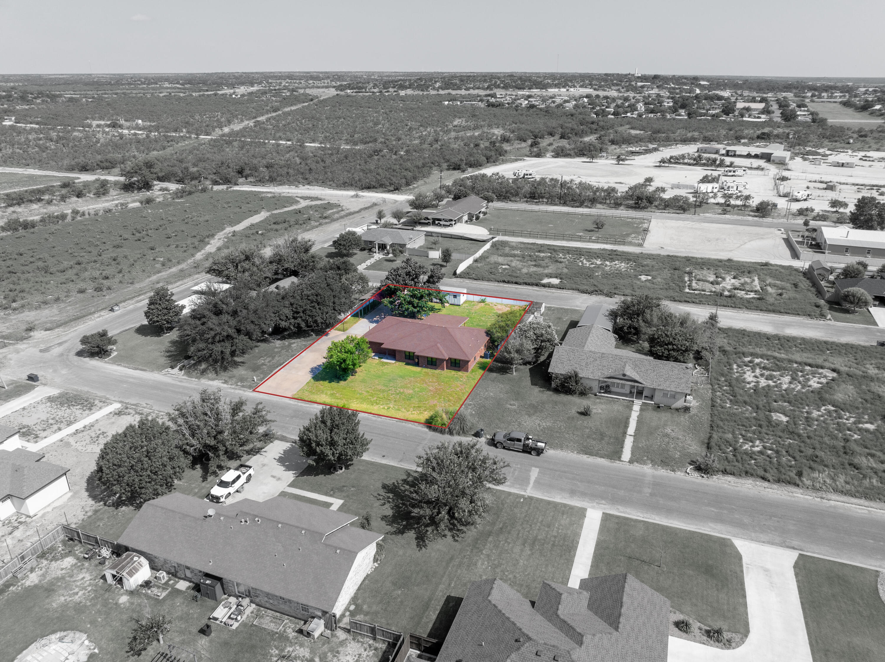 208 Quail Run Property Photo 2