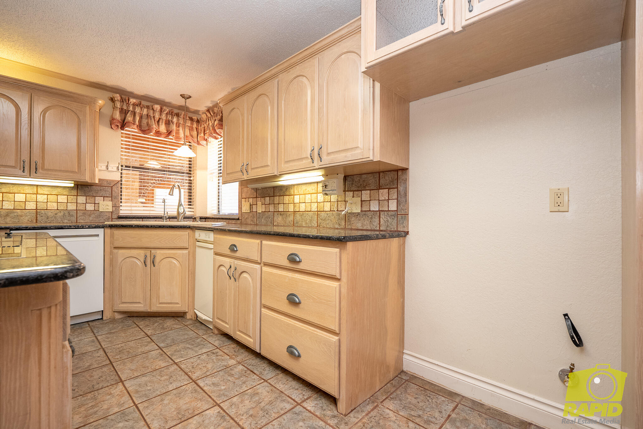 6408 Shady Oaks Drive Property Photo 20