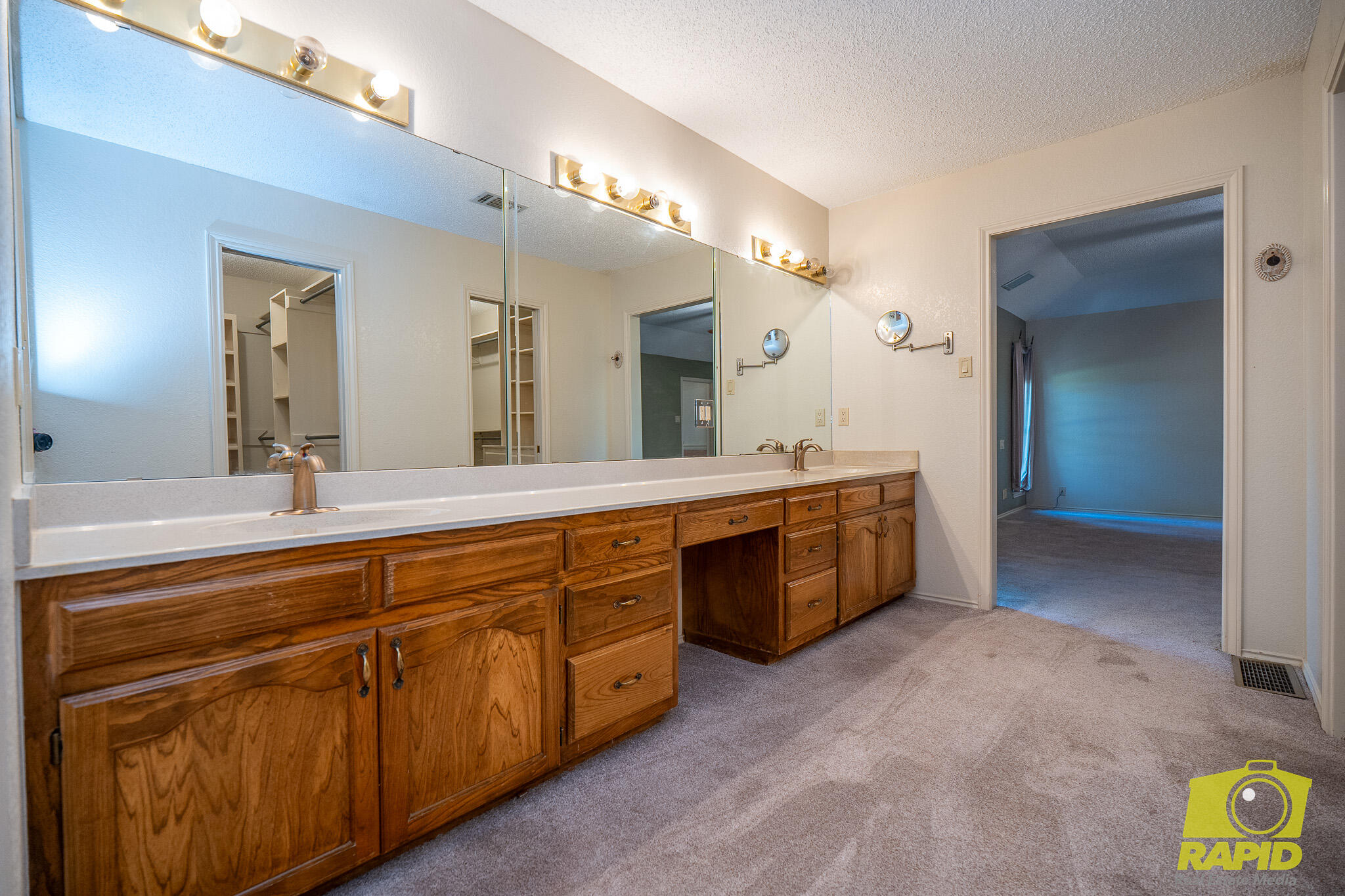 6408 Shady Oaks Drive Property Photo 28