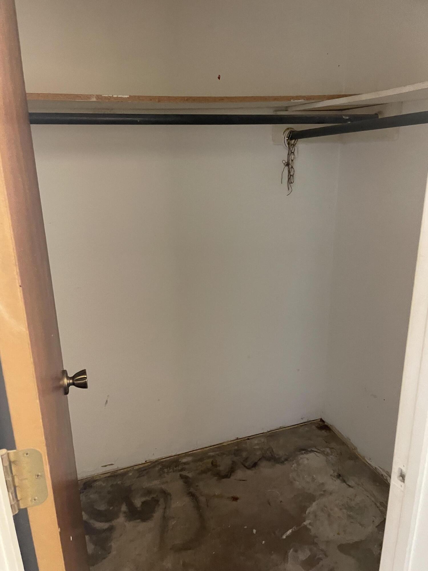 126 E 23rd Street Property Photo 6