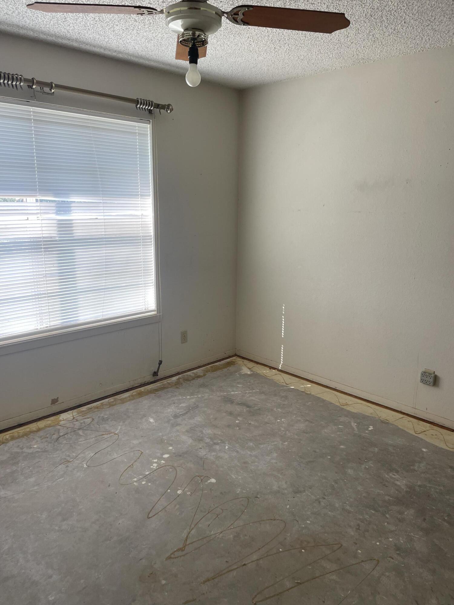126 E 23rd Street Property Photo 19