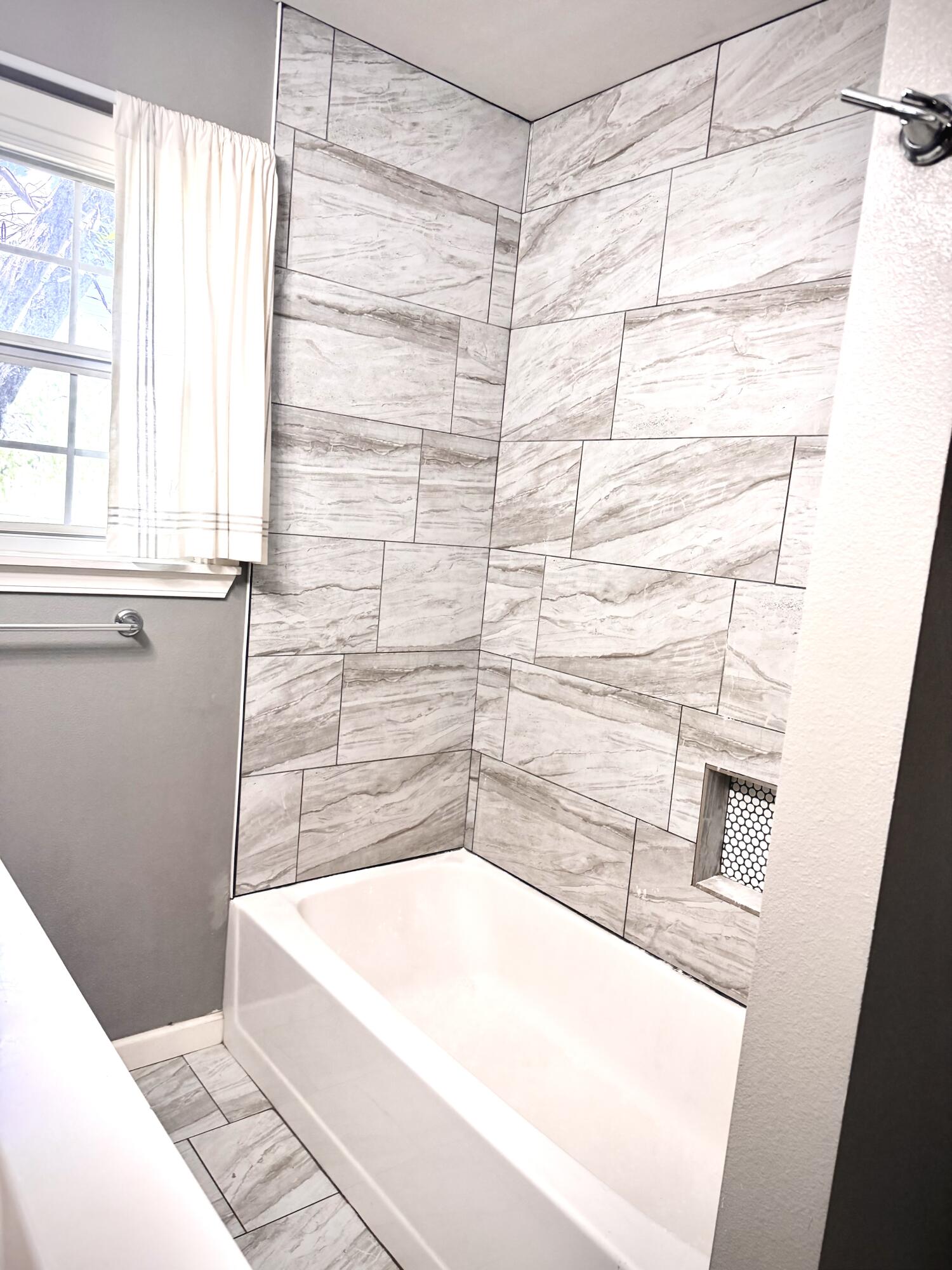 2926 Field Street Property Photo 11