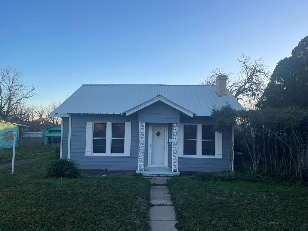 707 N 9th Street Property Photo 1