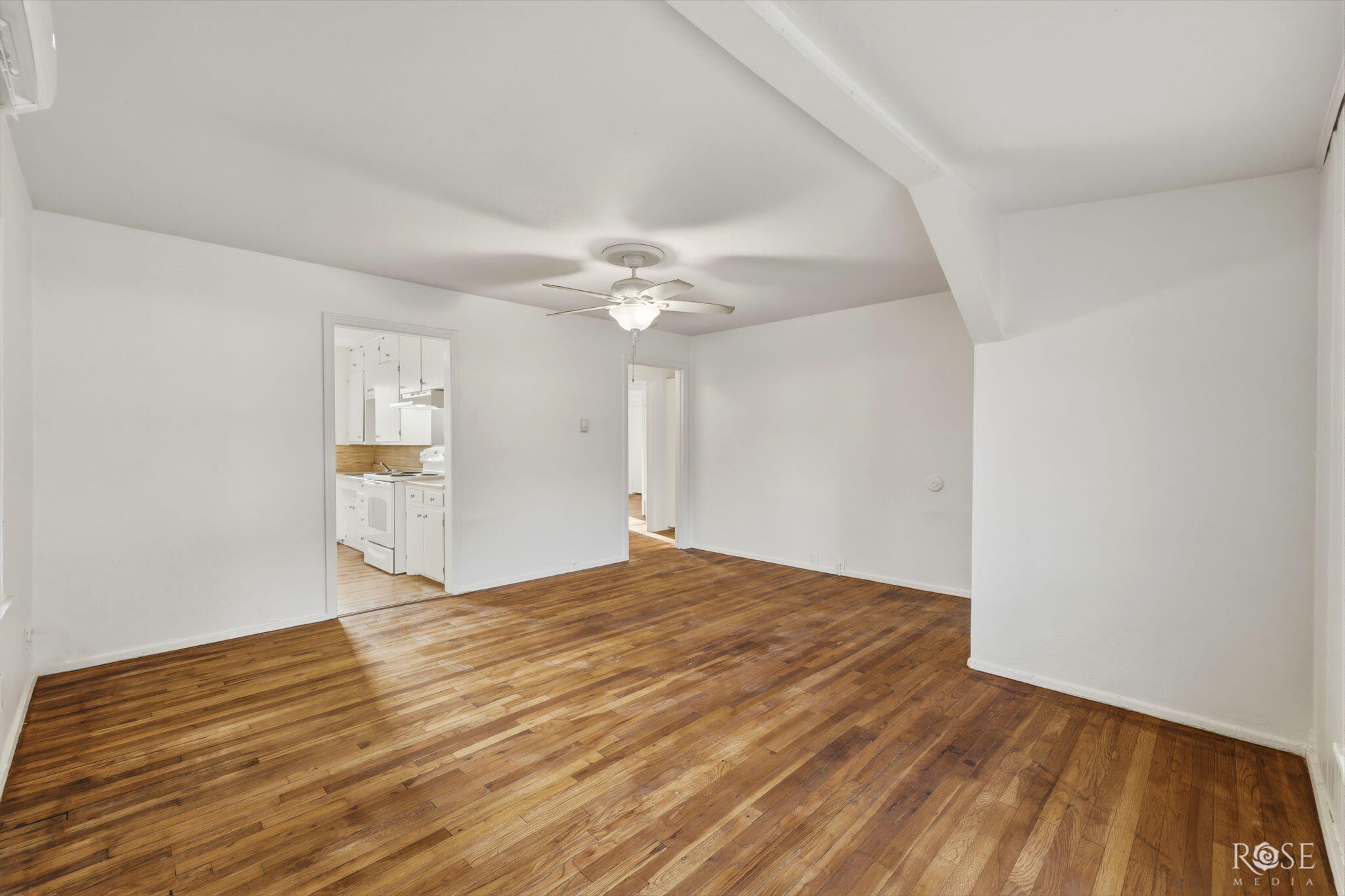 1212 N Howard Street Property Photo 5