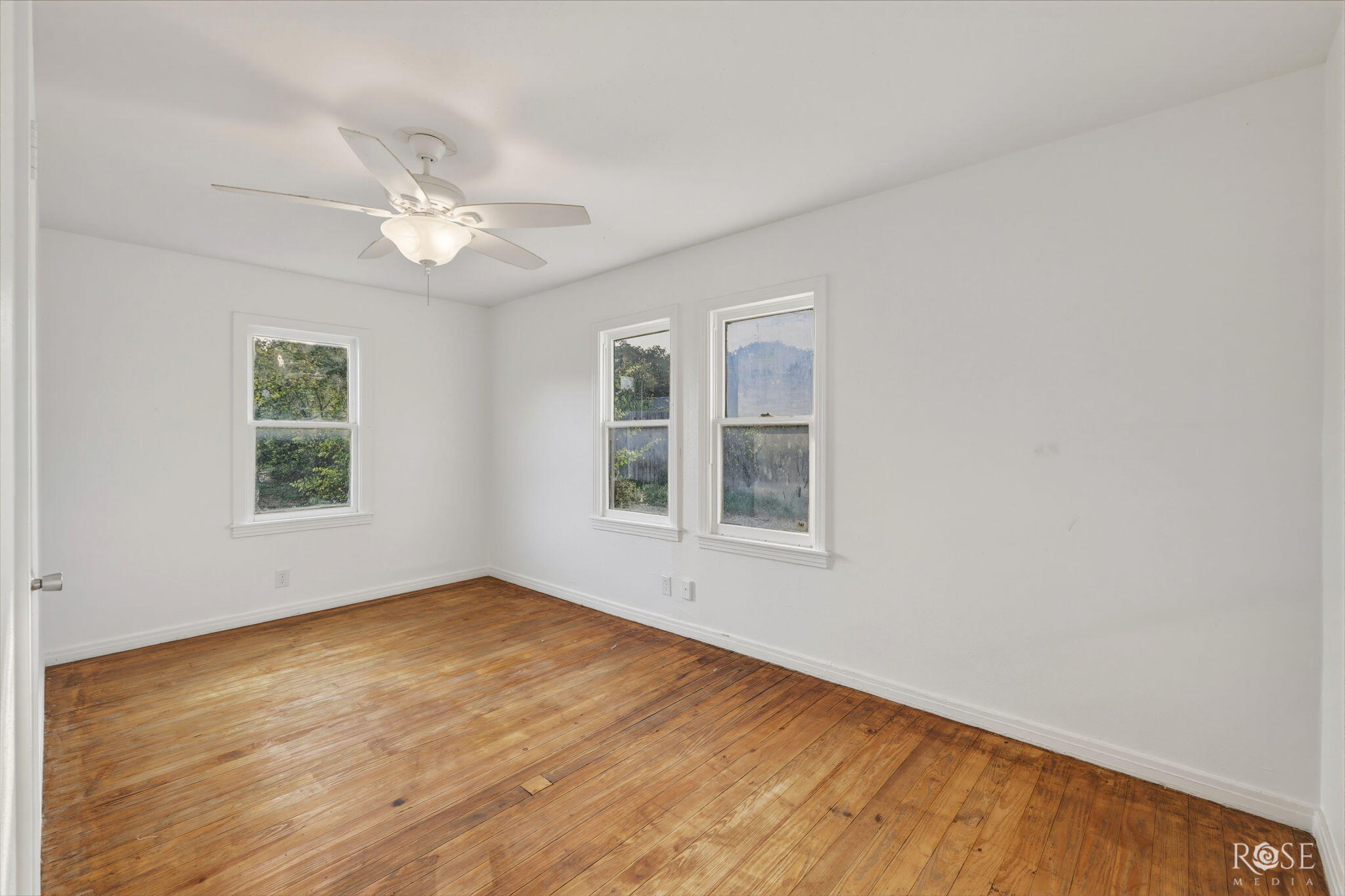 1212 N Howard Street Property Photo 15