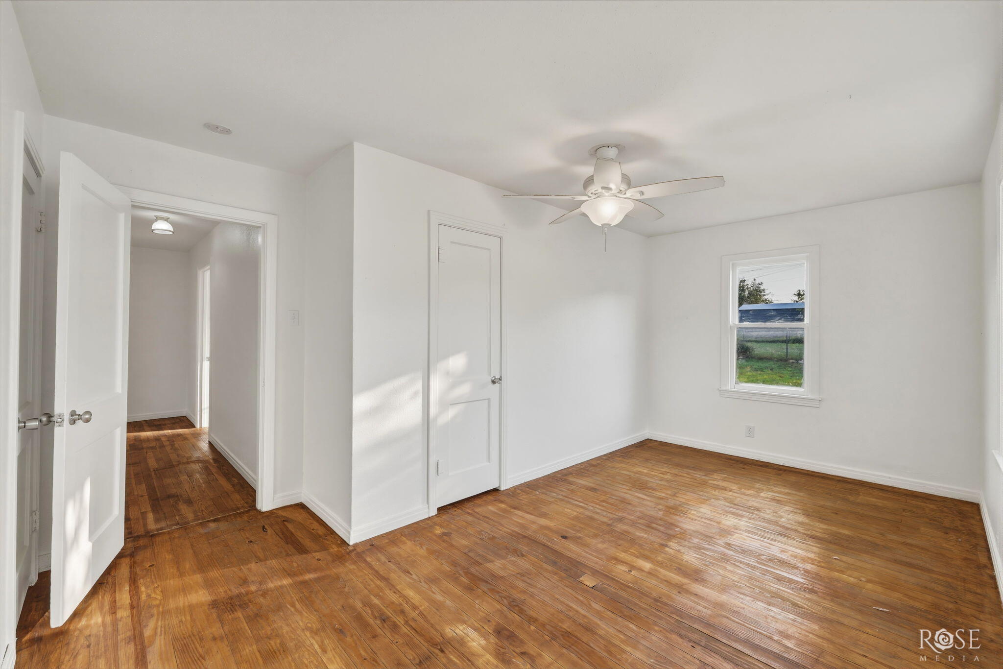 1212 N Howard Street Property Photo 16