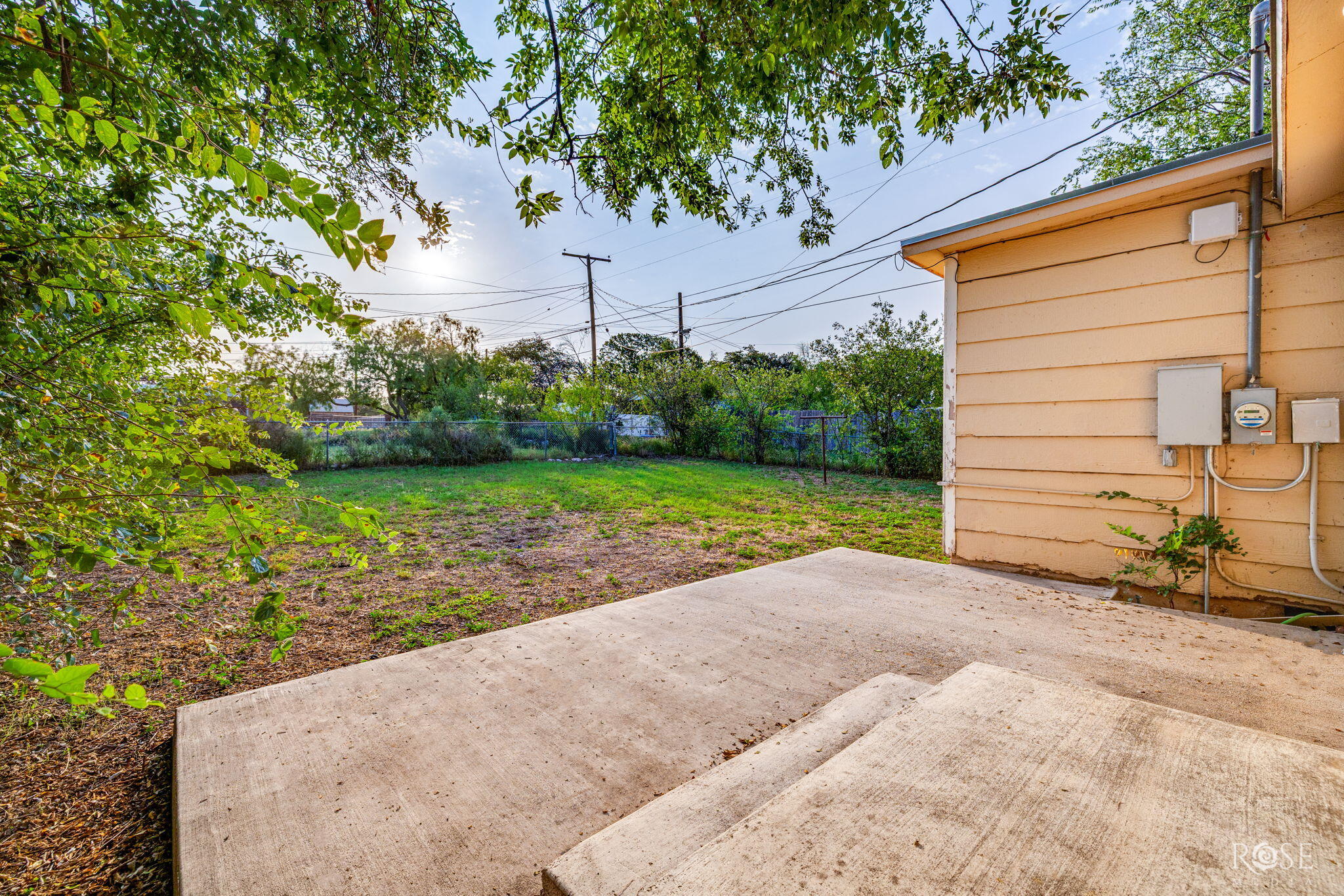 1212 N Howard Street Property Photo 17