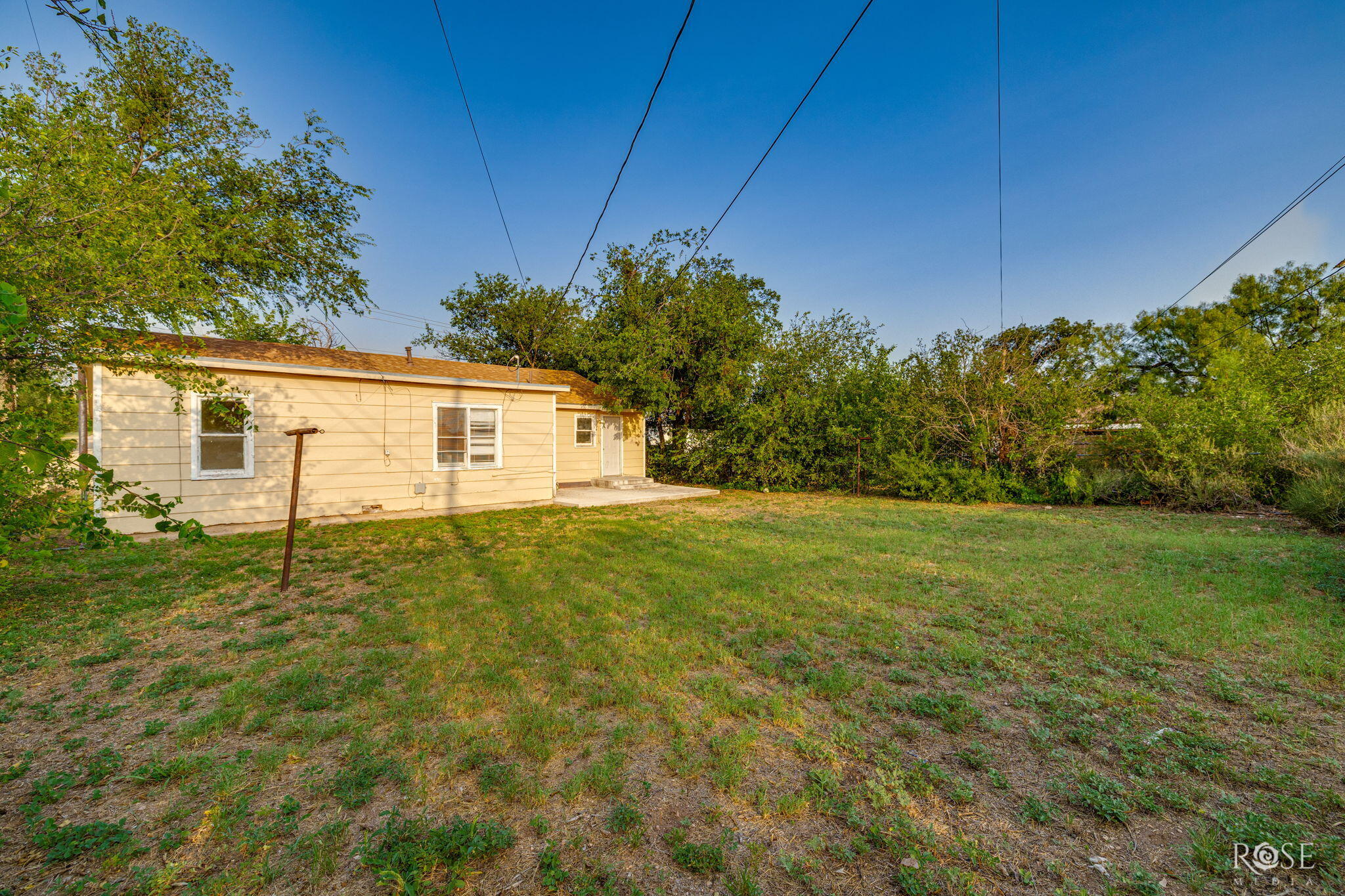 1212 N Howard Street Property Photo 20