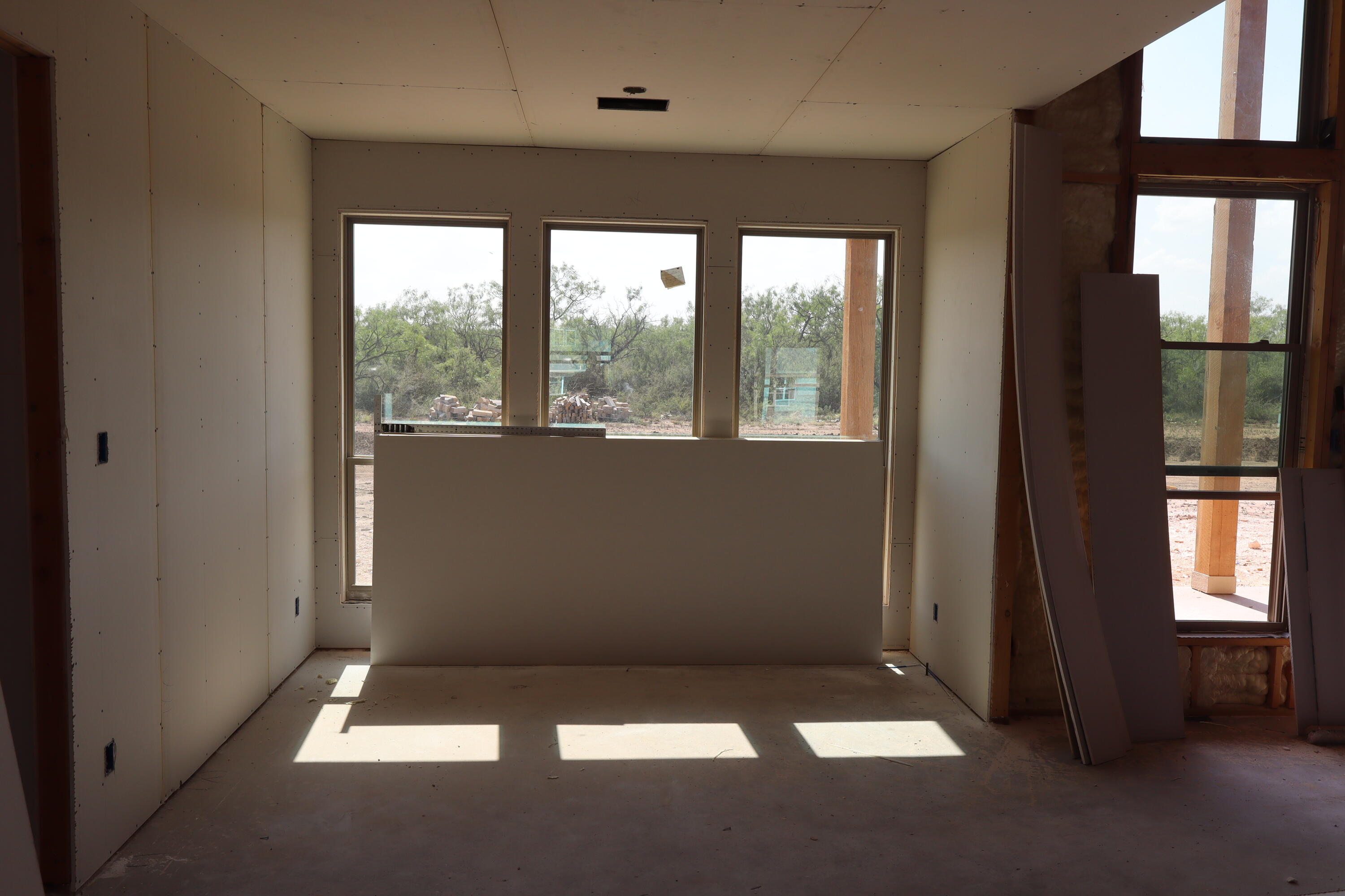 3898 Wildebeest Way Property Photo 8