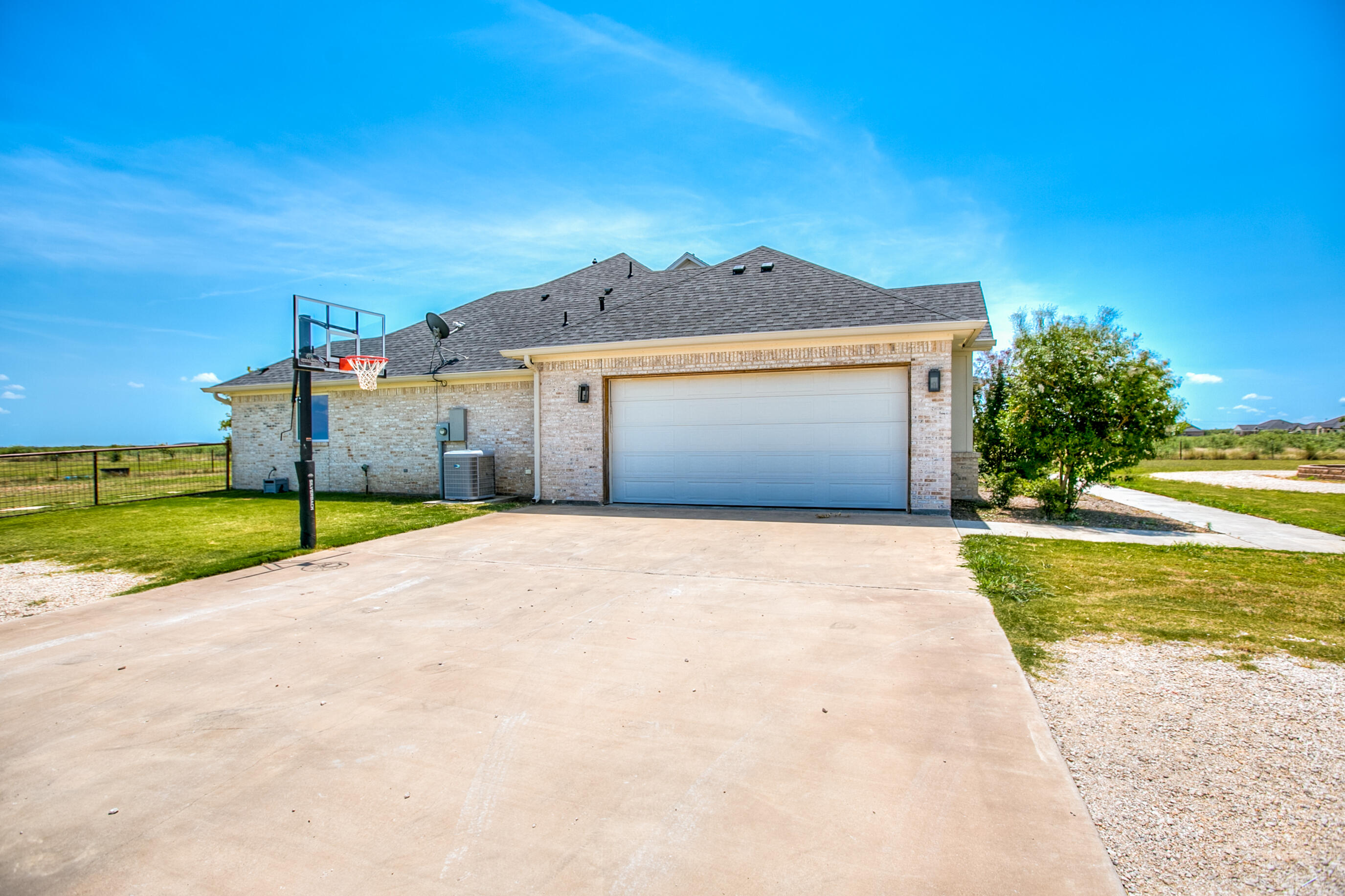 12642 Rasberry Lane Property Photo 49