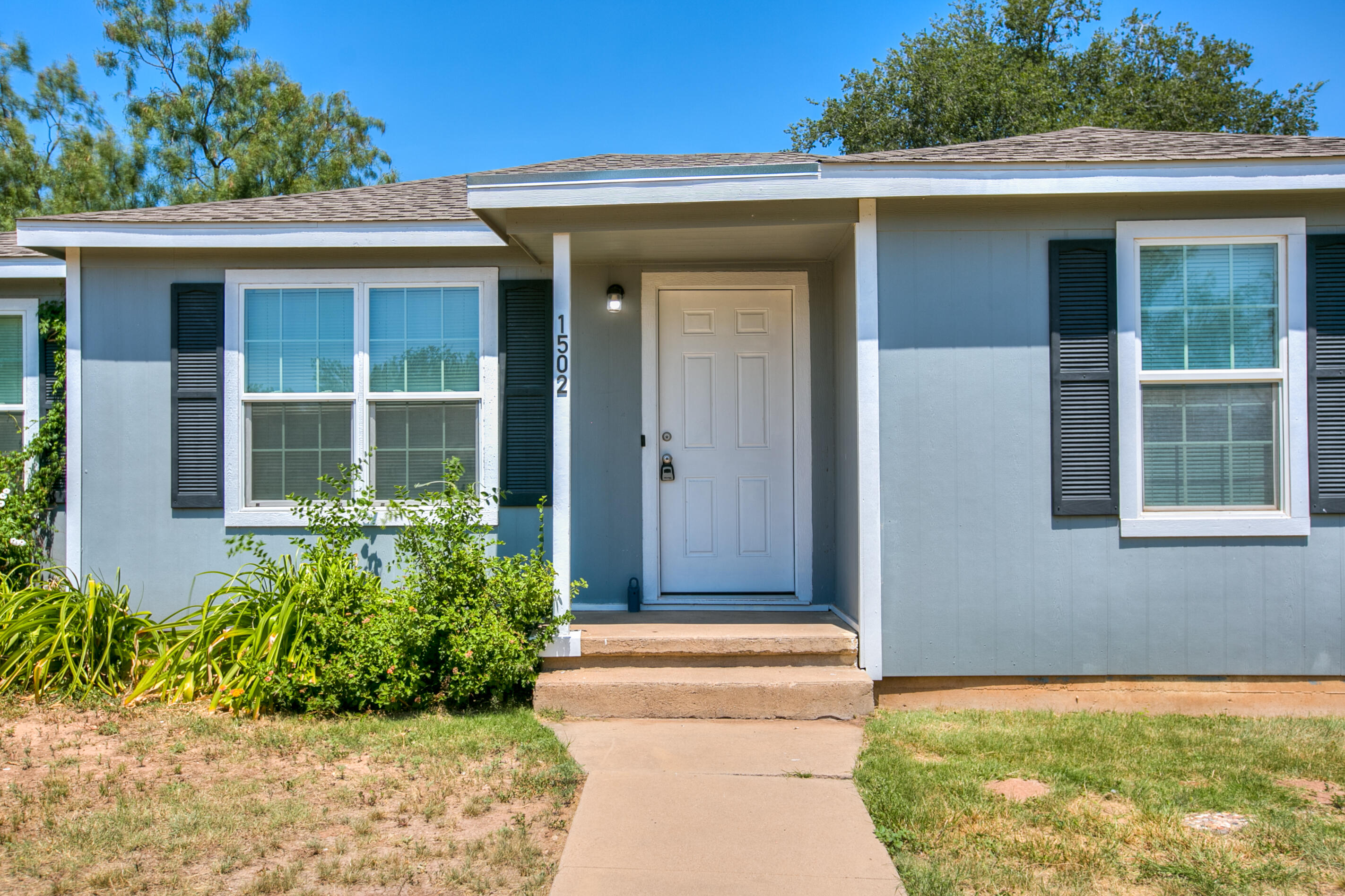 1502 Walnut Street Property Photo 5