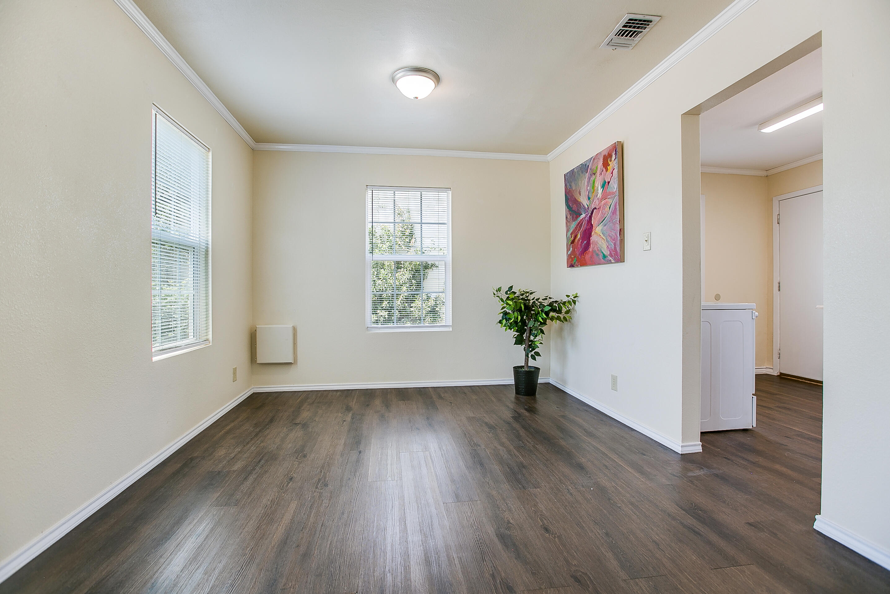 1502 Walnut Street Property Photo 10