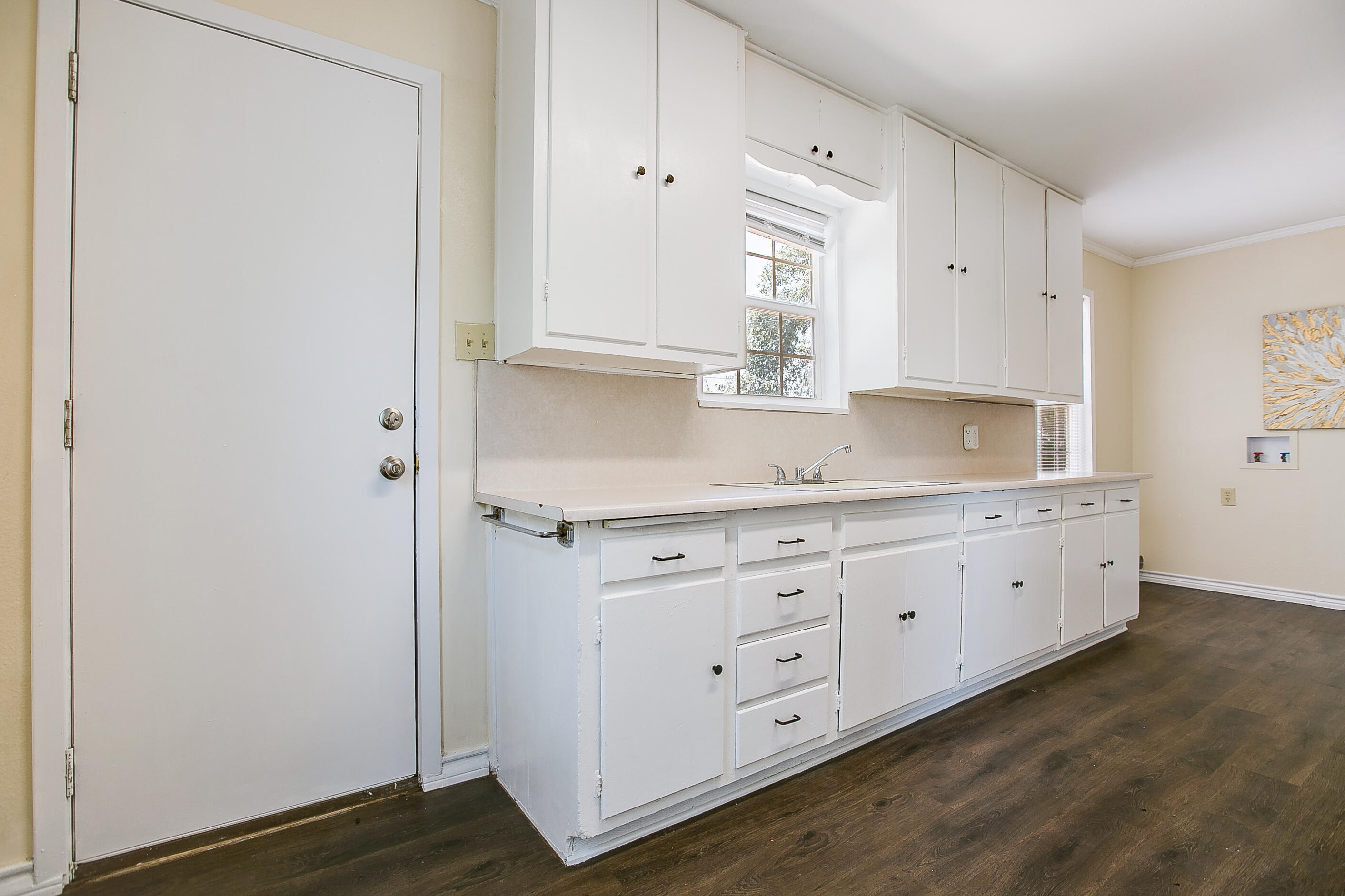 1502 Walnut Street Property Photo 12