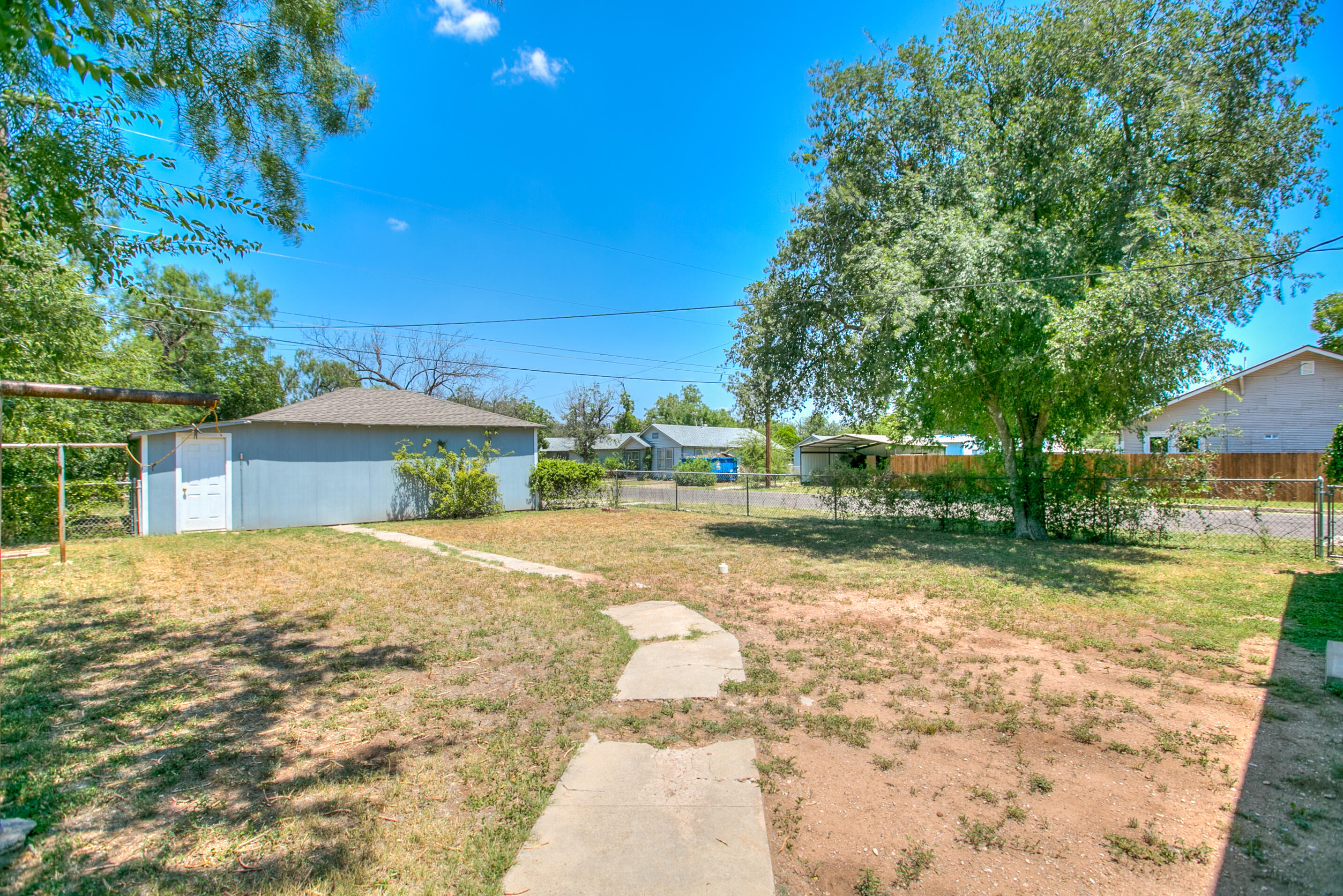 1502 Walnut Street Property Photo 21